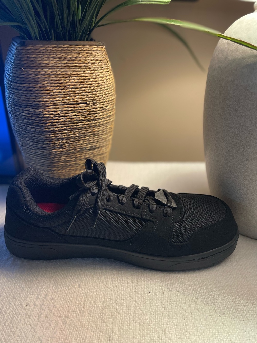 Sketchers Men's Black Lace-Up Athletic Sneaker